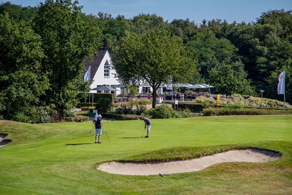 Beste rode huiswijn bij Golfbaan Het Rijk van Nijmegen